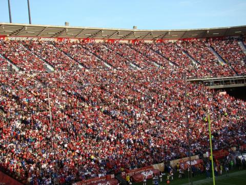 Crowd at football game