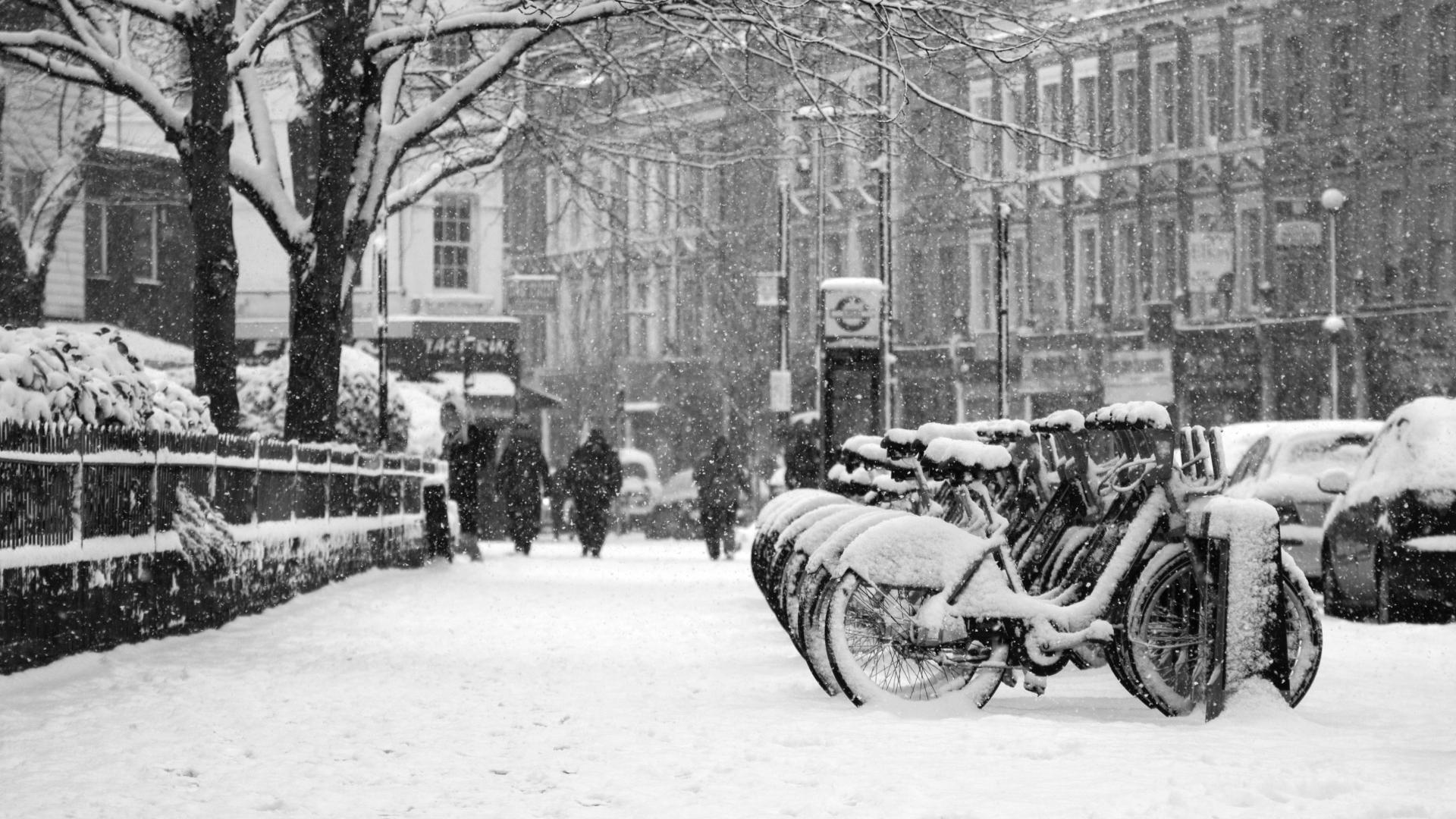 A london street blanketed in snow